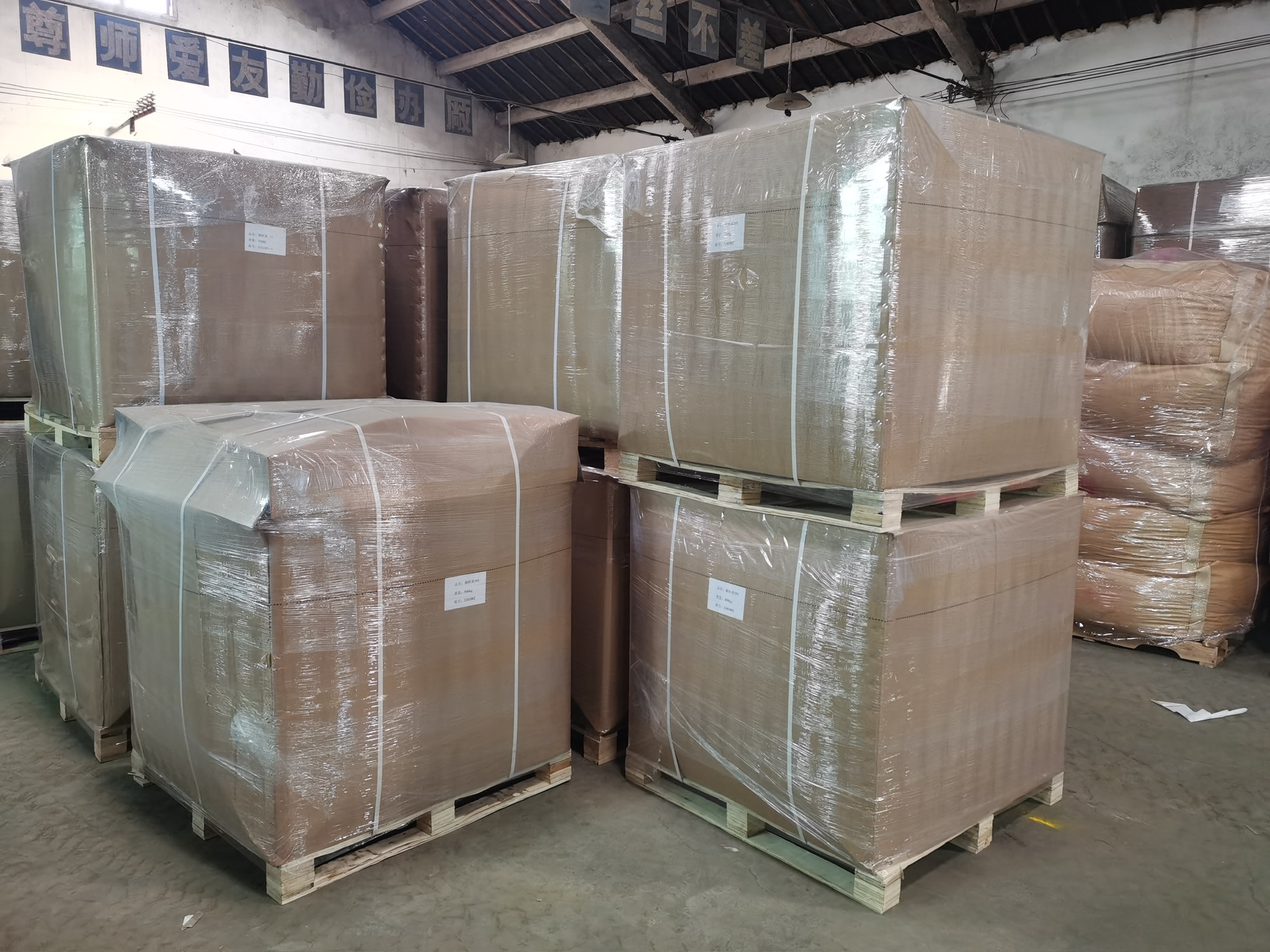 Export pigment packaging on pallets
